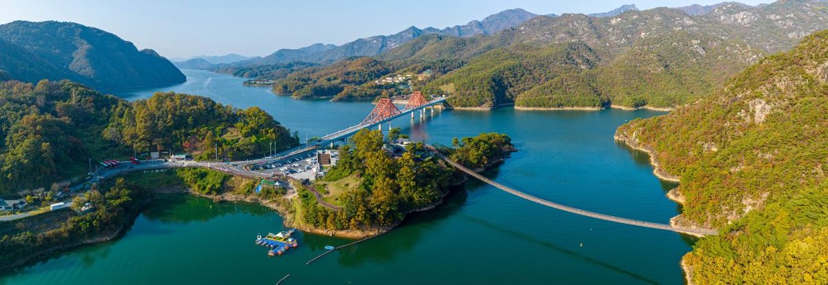 제천 옥순봉출렁다리 / Source: Korea Tourism Organization