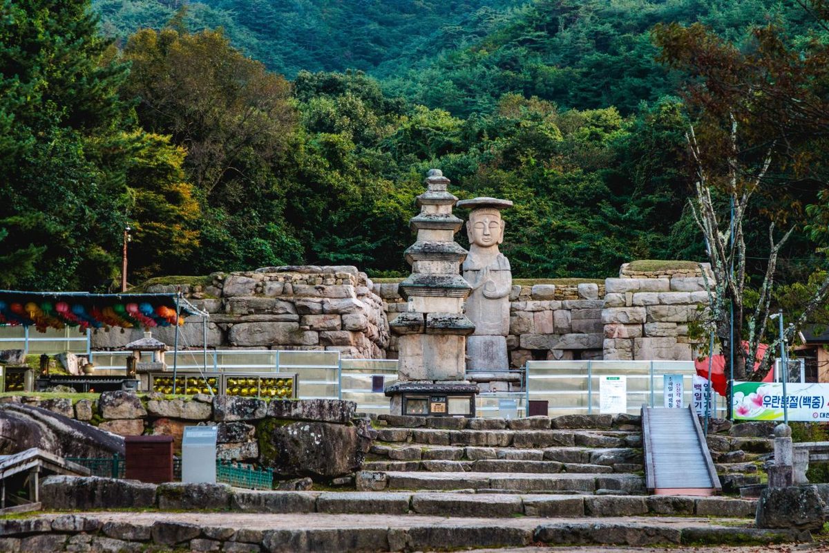 충주 미륵대원지 / Source: Korea Tourism Organization